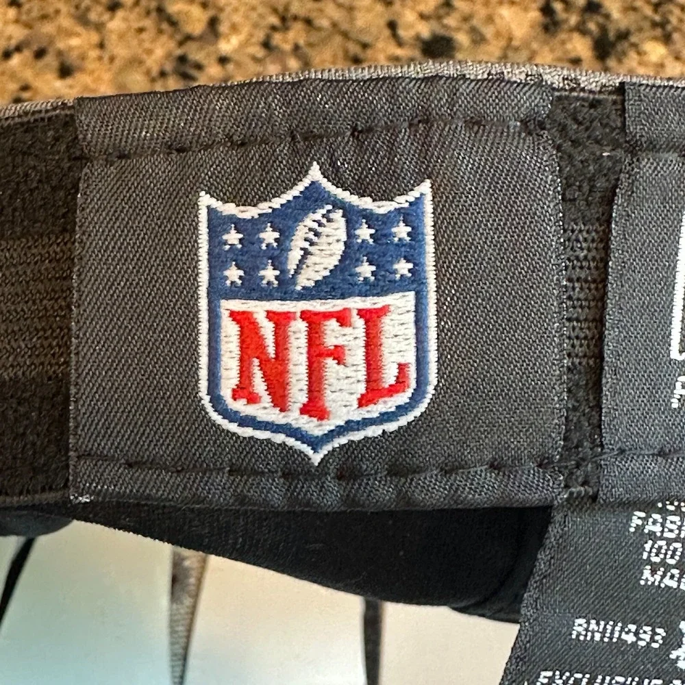 St. Louis‎ Rams NFL New Era 39THIRTY Cap Hat  Flex Fit Small Medium Gray